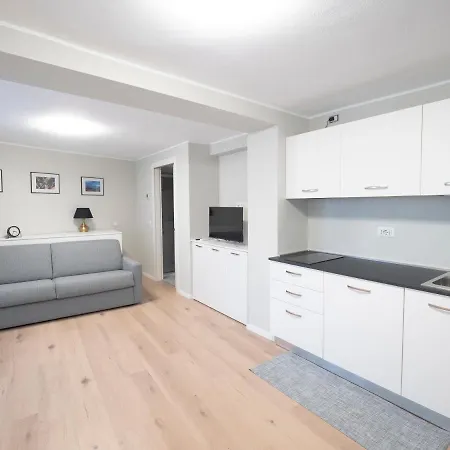 Holidays - Casa Ortensia *