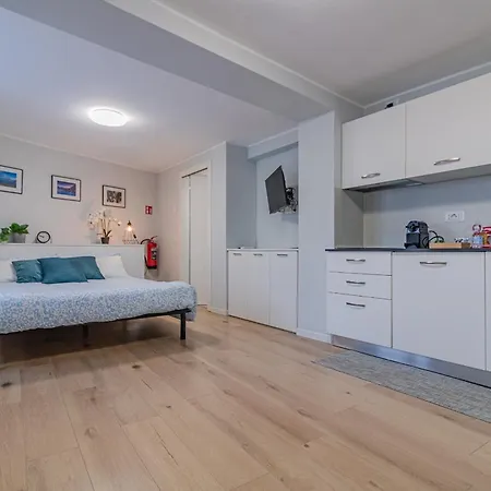 Apartment Holidays - Casa Ortensia Bellano