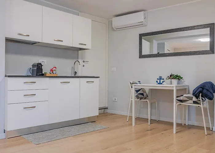 Appartement Holidays - Casa Ortensia *